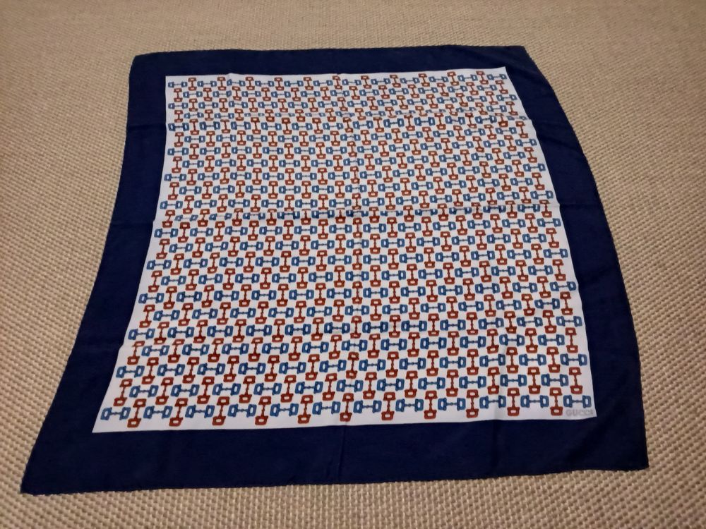 Grand foulard VINTAGE élégant rouge et bleu - France