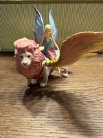 Schleich Elve auf Löwe