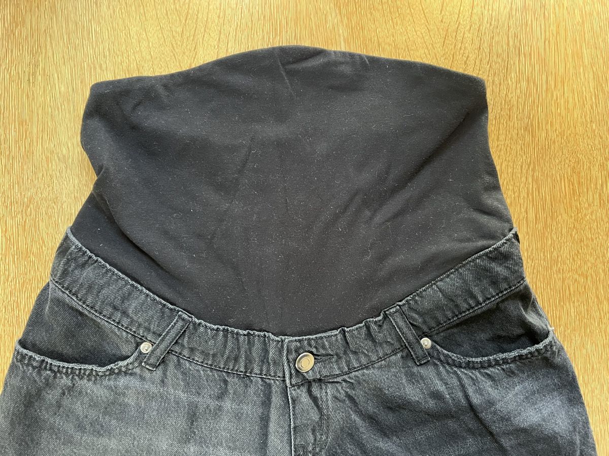 H&M Jeans: Mama Jeans M schwarz, Umstandsmode – Usato da zürich venduto da Nana11 3