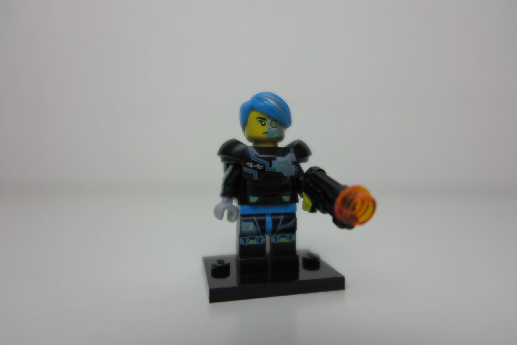 Lego Spielzeuge: LEGO Minifigur CMF Serie 16 Cyborg – Neu (gemäss Beschreibung) aus Ostermundigen von RG-Collector