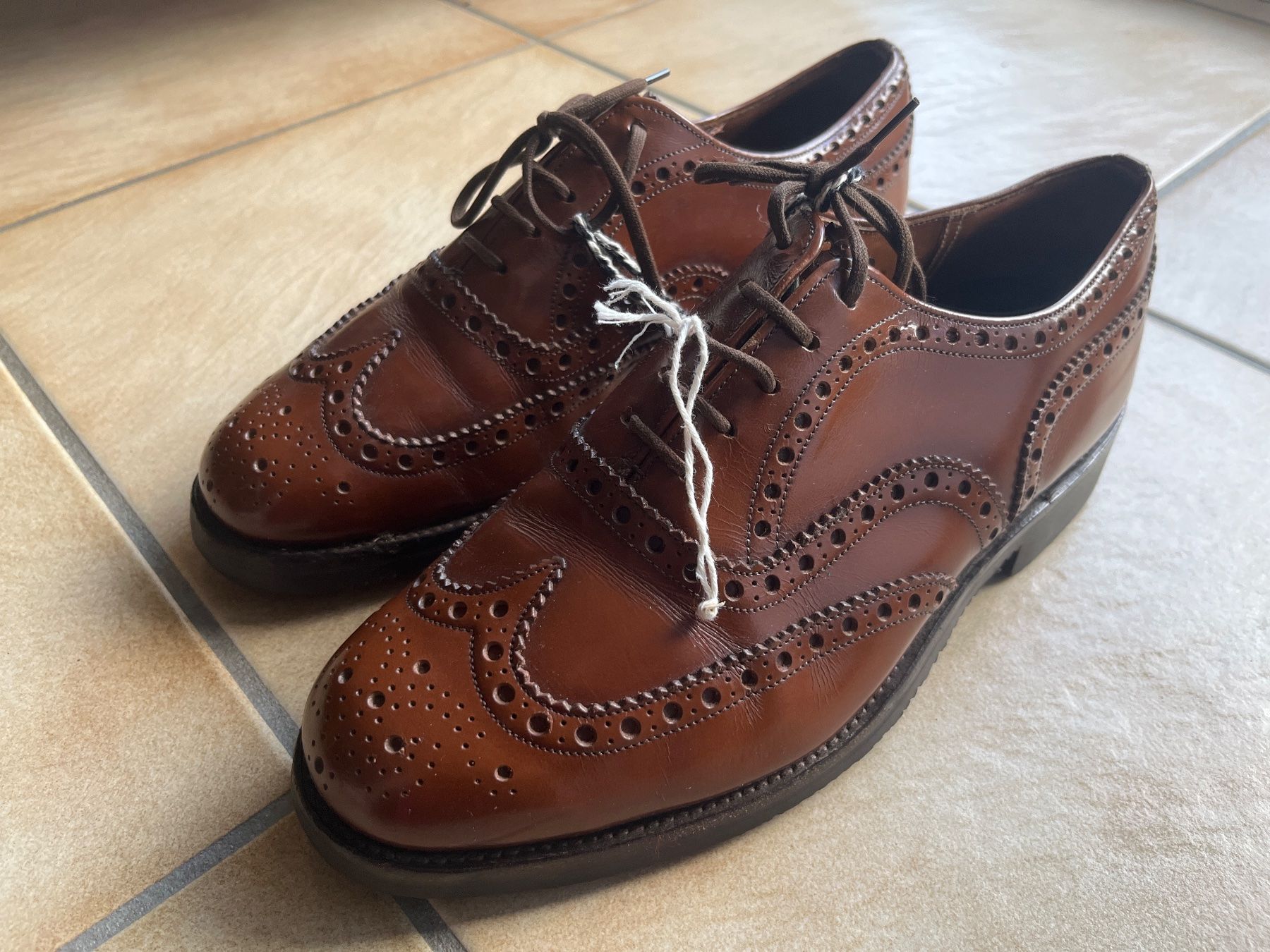 Herrenschuhe: Chaussures en cuir RAMBLER taille 40 – Gebraucht aus Vernayaz von Darkfrost 1