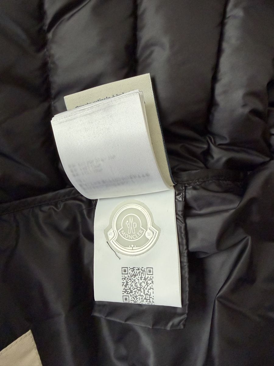 Moncler Gilet & Giacche senza maniche: moncler weste – Usato da muttenz venduto da pranne 6