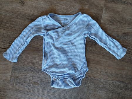 Wickelbody H&M, Grösse 68, blau-weiss