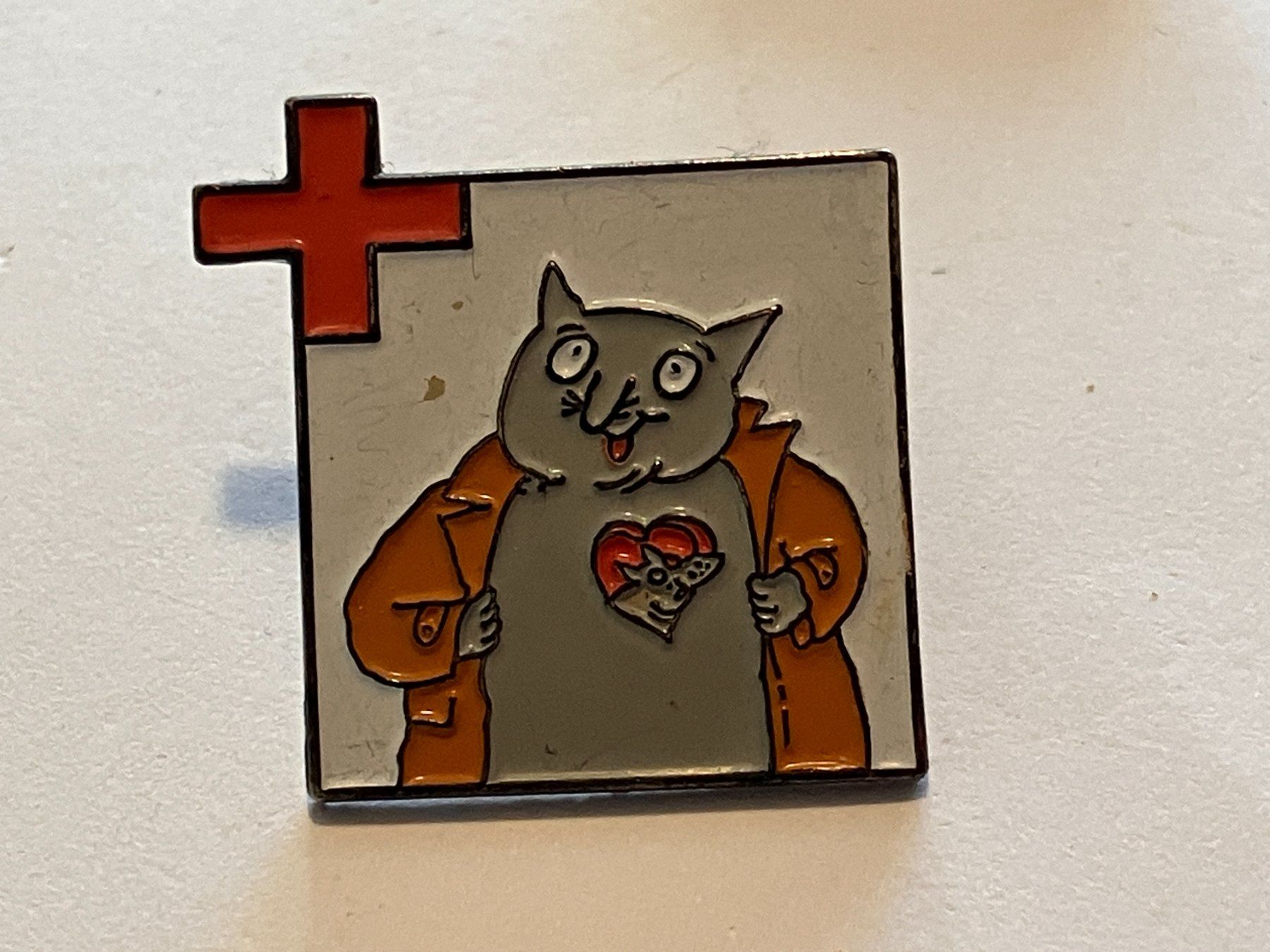 Plaketten & Abzeichen: 1 Pin Samariter – Gebraucht aus Basel von djwwpp