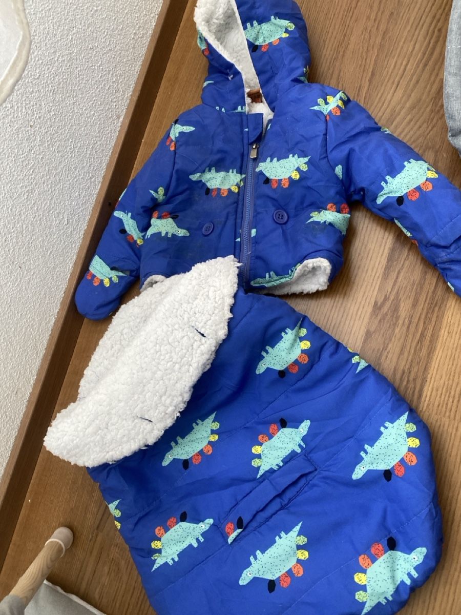 Completi: Winter Baby Bundle: Dinosaur Jacket & Pram Sleeping Bag! 0-6 – Usato da Zürich venduto da ana_m6d2 1