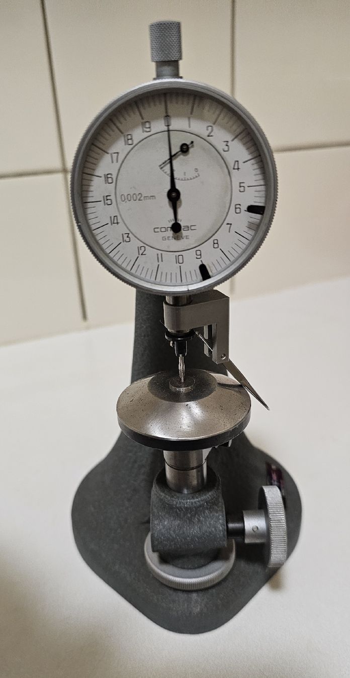 Alle Werkzeuge: Comparateur vertical Compac Geneve, précision 0.002mm – Gebraucht aus Genève von Fresko01 1