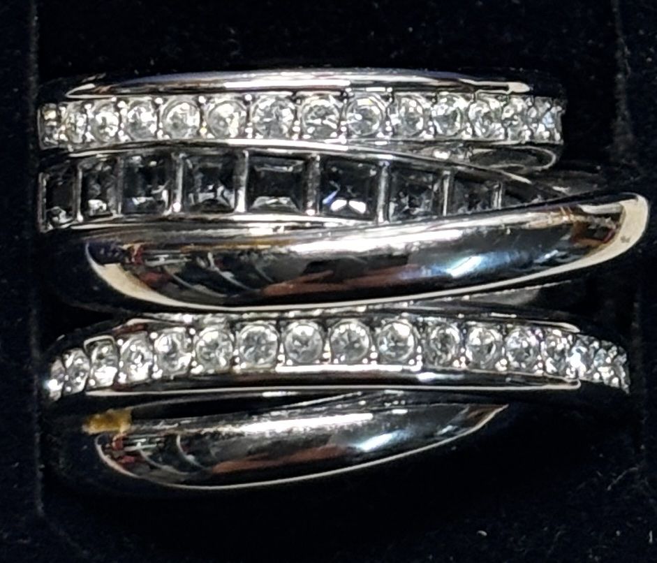 Swarovski Ringe: Swarovski Ring Grösse 52 Neuwertig – Neu (gemäss Beschreibung) aus Bonaduz von Jomby 2