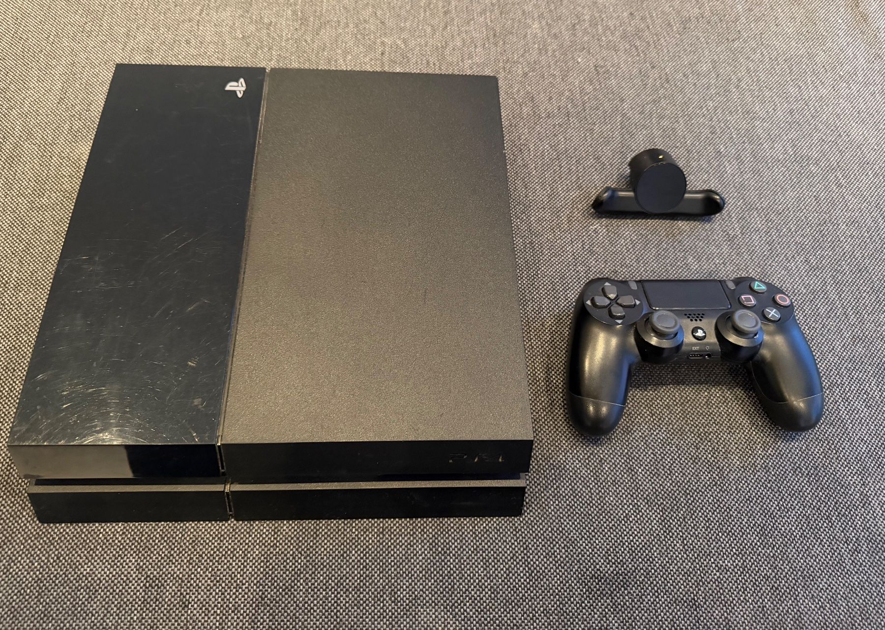 Sony Console: Sony Playstation 4, mit Controller und Backbutton Attachment – Usato da Othmarsingen venduto da tob_97cf