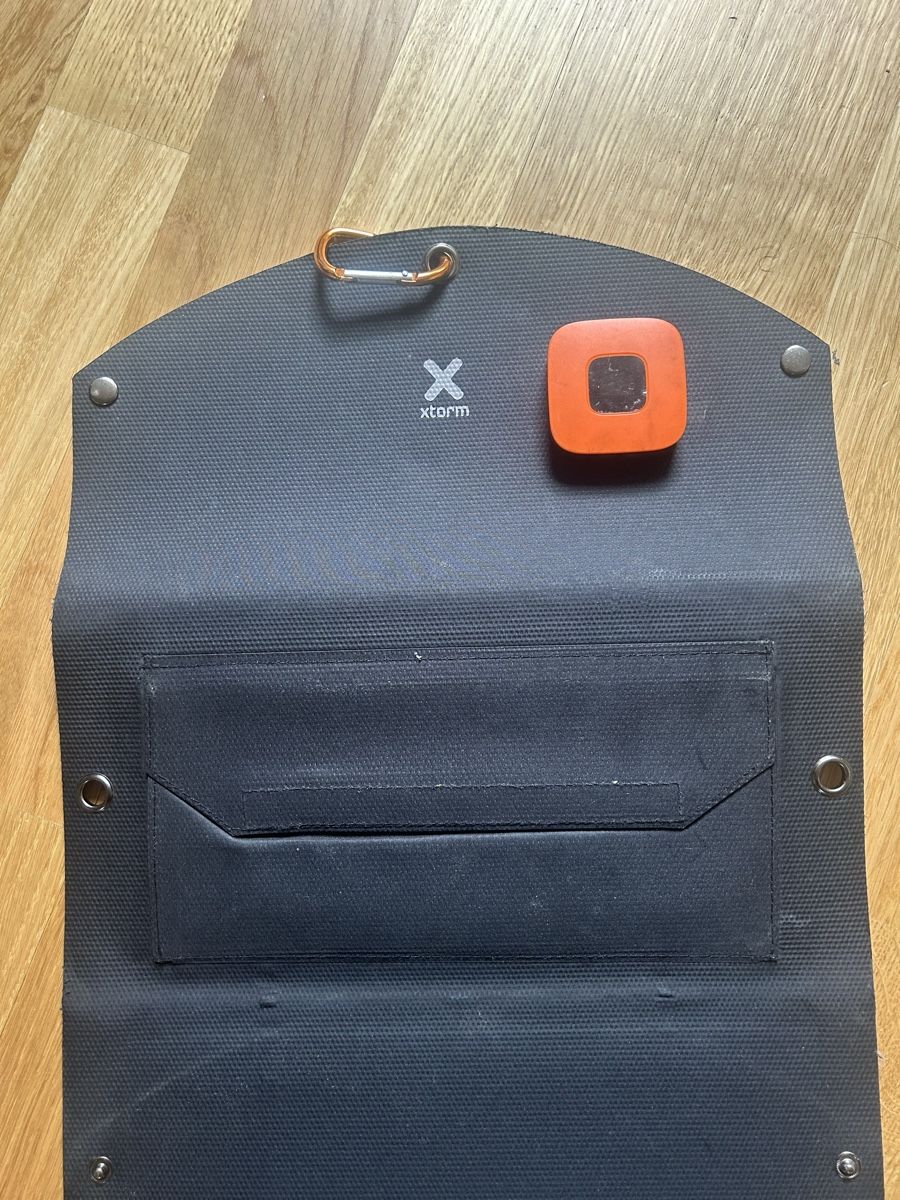 Xtorm Dispositivi a energia solare: Xtrom AP275 SolarBooster Solar Pannel – Usato da Bern venduto da Link_21 2
