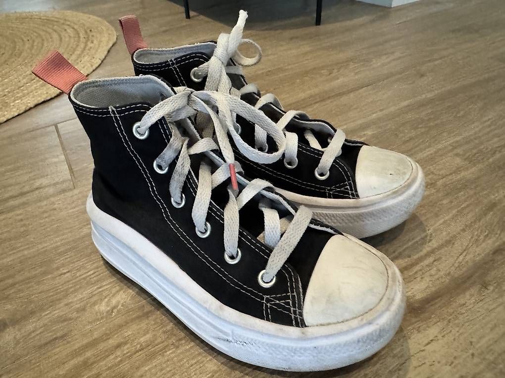 Schuhe für Jungen: Converse All Star enfant taille 31 – Gebraucht aus Remaufens von shinoda
