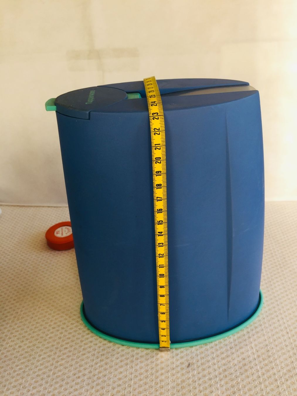 Tupperware Contenitori & Simili: Tupperware - boîte - 23cm – Usato da Sion venduto da accroshoes 1