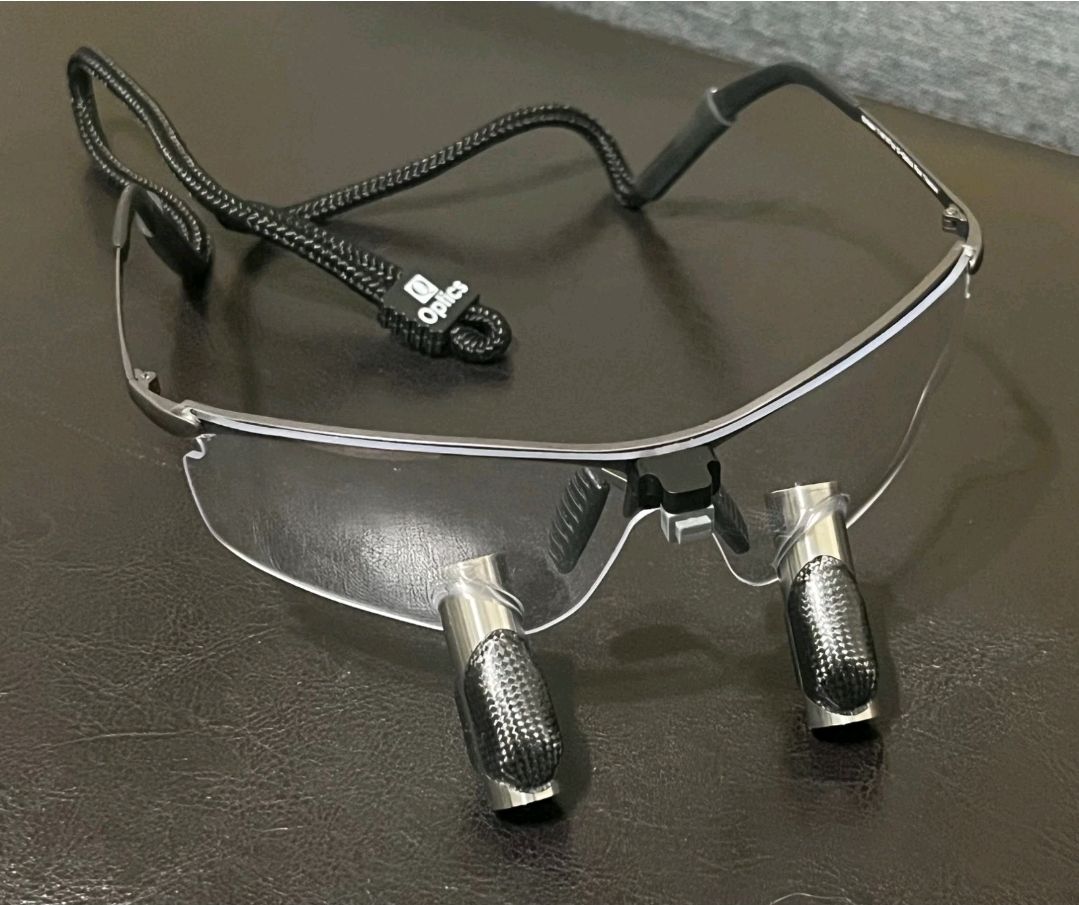 Altro per Ottica: Q-optics Lupenbrille – Nuovo (secondo la descrizione) da Bern venduto da artBoutiquech