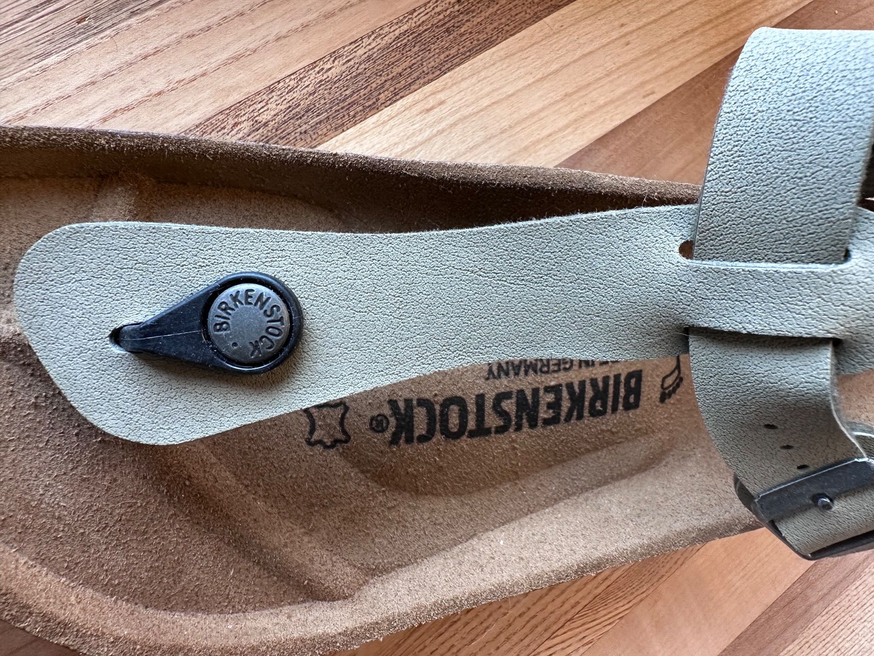 Birkenstock Scarpe da donna: Birkenstock Schuhe Grösse 38 – Nuovo (secondo la descrizione) da Wolfhalden venduto da Bluebelle01 3