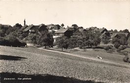 Démoret (VD) – Gesamtansicht mit Bauernhäusern