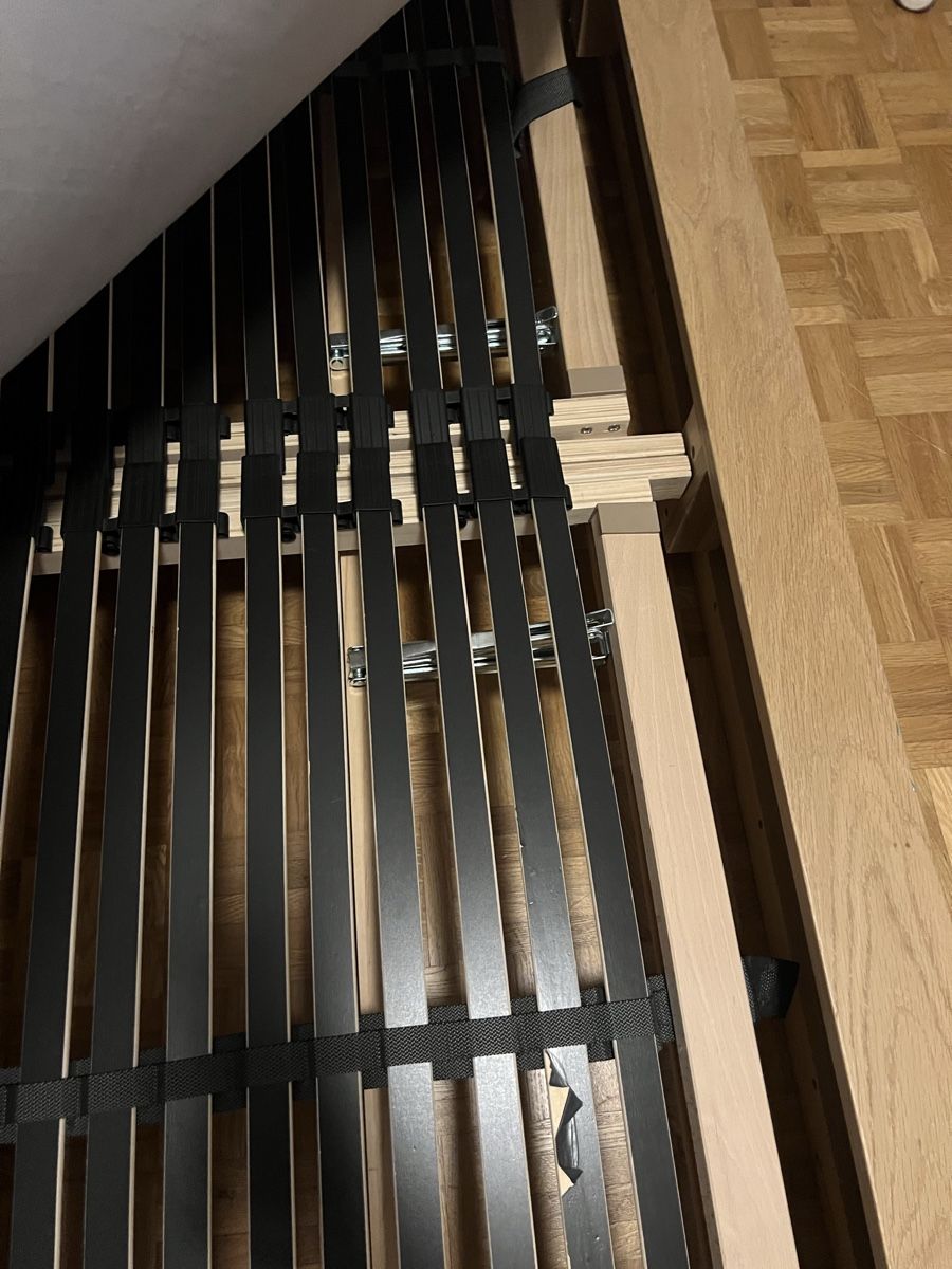 Letti: Bett – Usato da Zürich venduto da Svanya 1