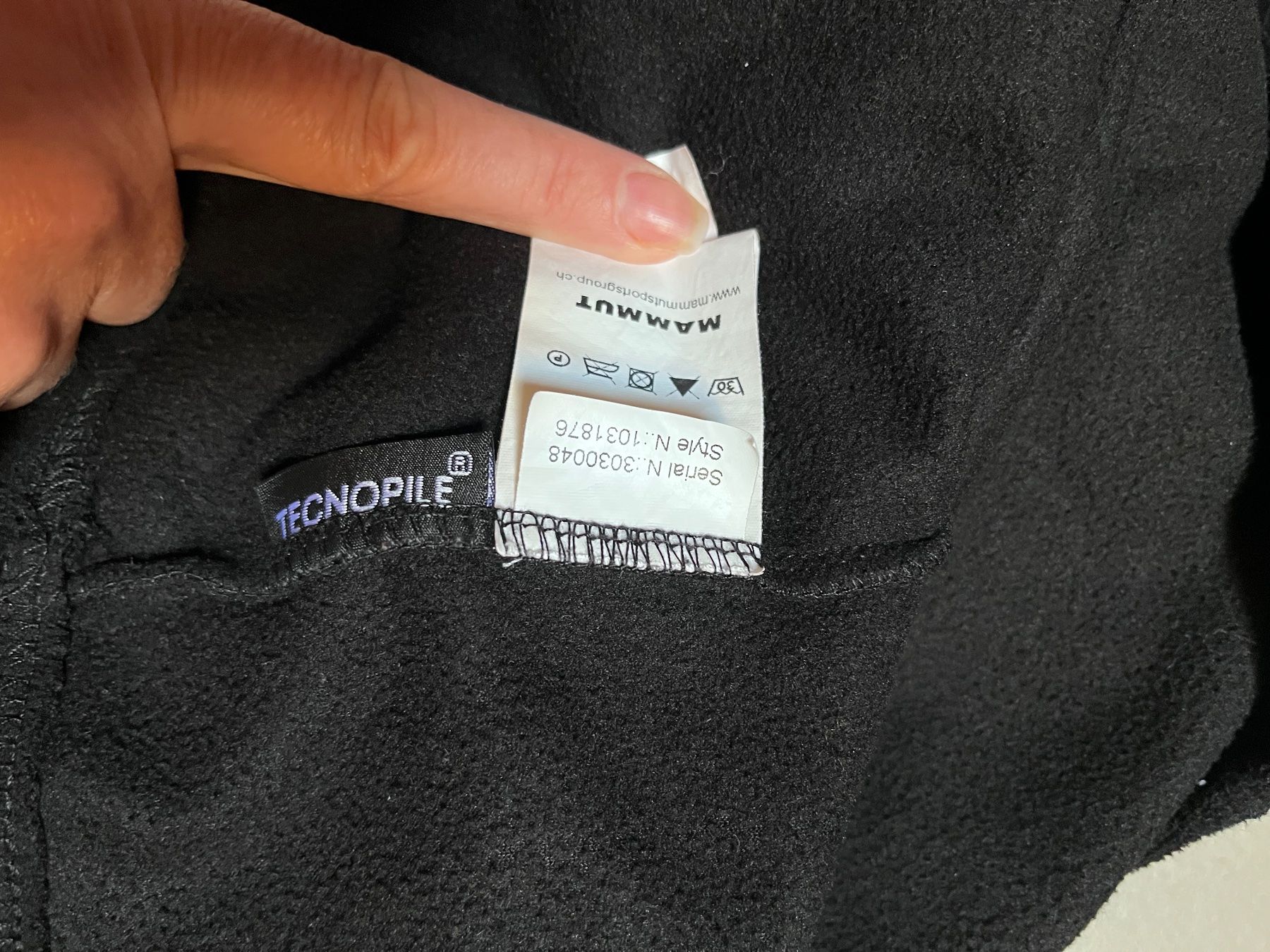 Mammut Pullover & Sweatshirts: Pullover Mammut Grösse S – Gebraucht aus Roggwil BE von KarotteV 4