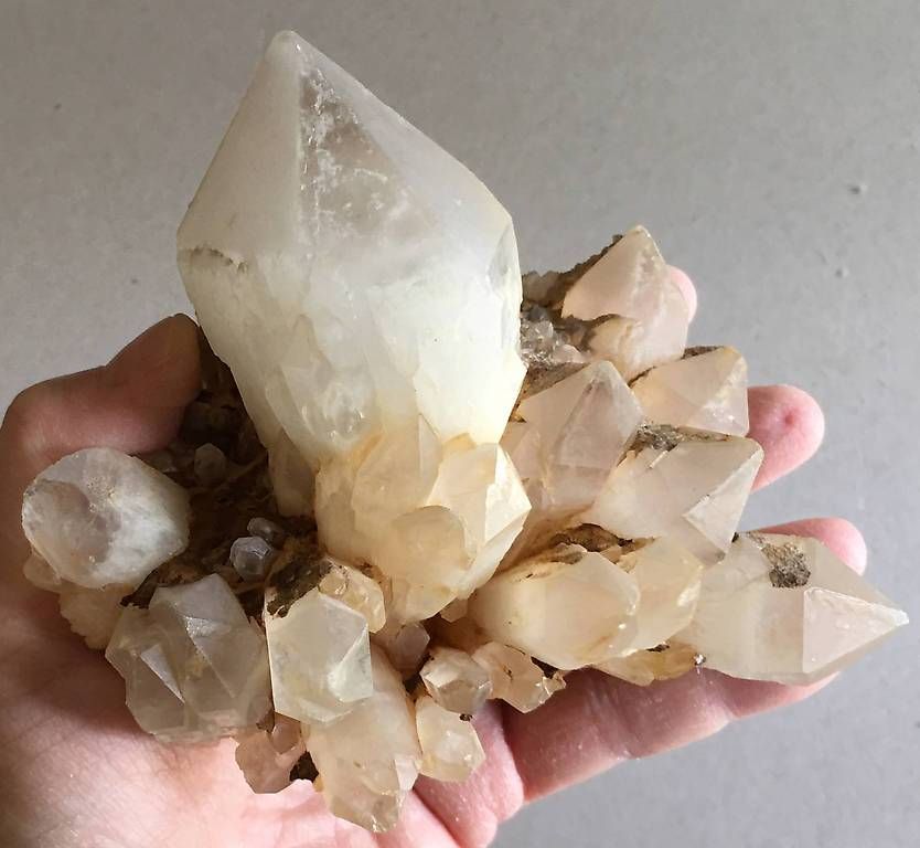 Minerali & Pietre curative: macle de quartz – Usato da Vevey venduto da zabounetta 2