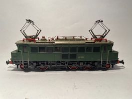 Märklin 3049 E-Lok 104 021-1 DB grün, AC Analog