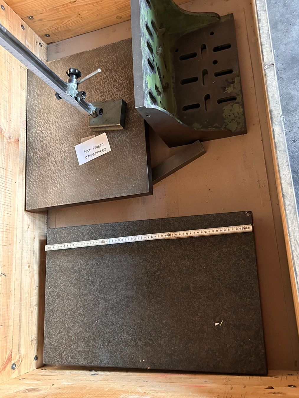 Tous les outils: Anreissplatten / Spannwinkel – D'occasion à Münchenstein par fransch