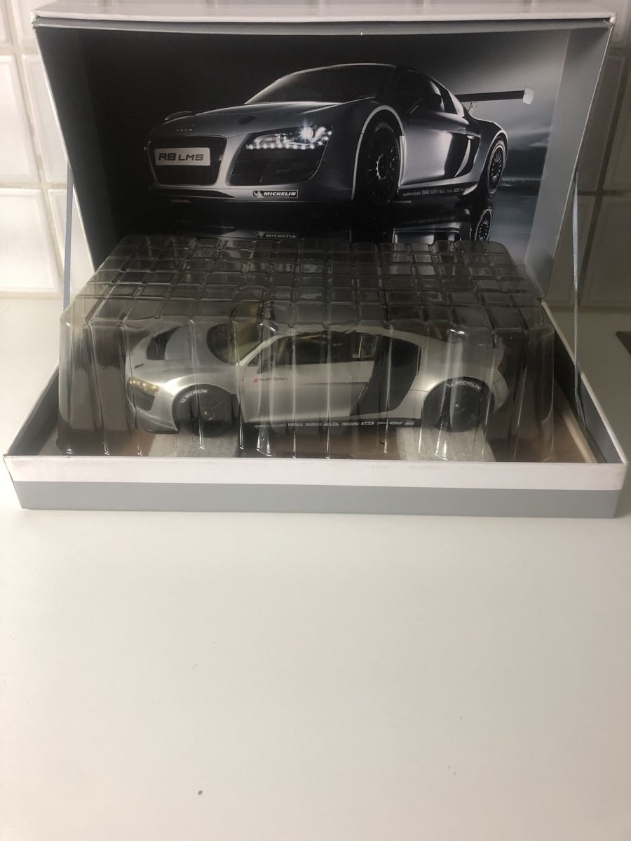 Audi Modellautos: Audi R8 LMS – Gebraucht aus Zofingen von Rca0