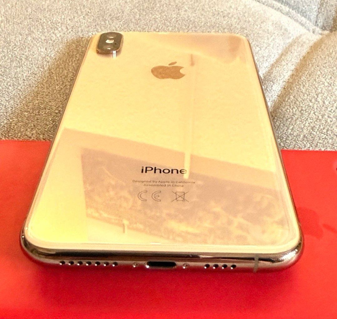 Apple Handys / Smartphones: IPhone XS 64gb akku 100% – Gebraucht aus Luzern von Waince786 1