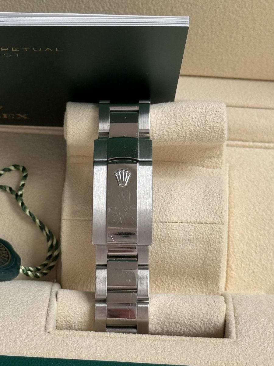 Rolex Montres: Rolex Datejust 41mm Ref 126334, silber – D'occasion à Wollerau par hpr_v_100 5
