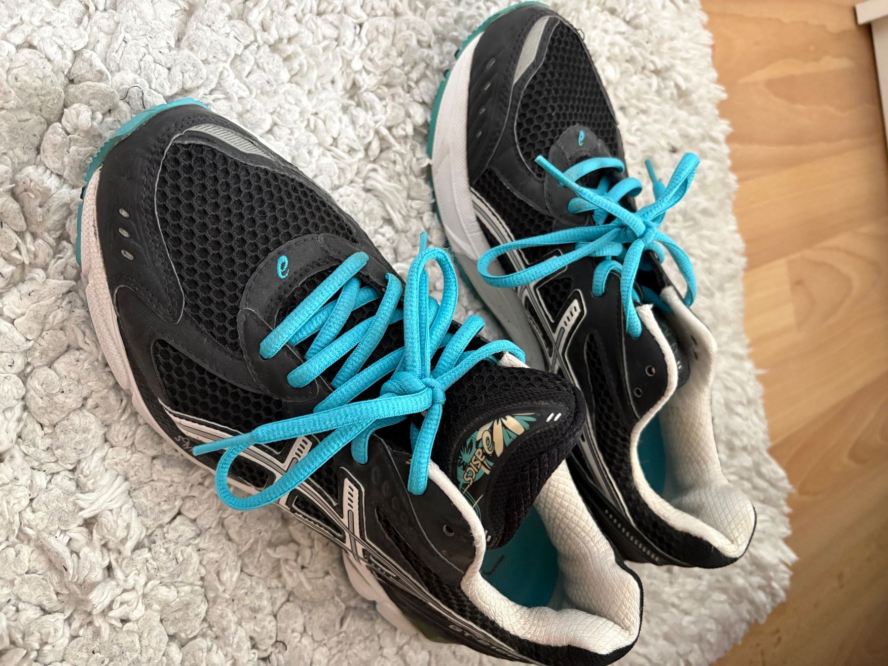 Asics Chaussures hommes: Sneakers – D'occasion à Zunzgen par mel_y6w2 1