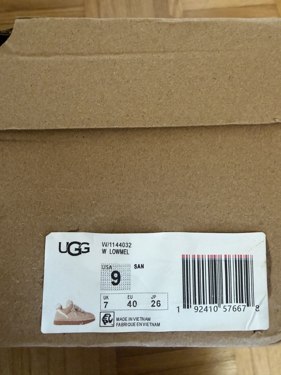 Damenschuhe: UGG  – Neu und originalverpackt aus Reinach BL von van_h62b 5