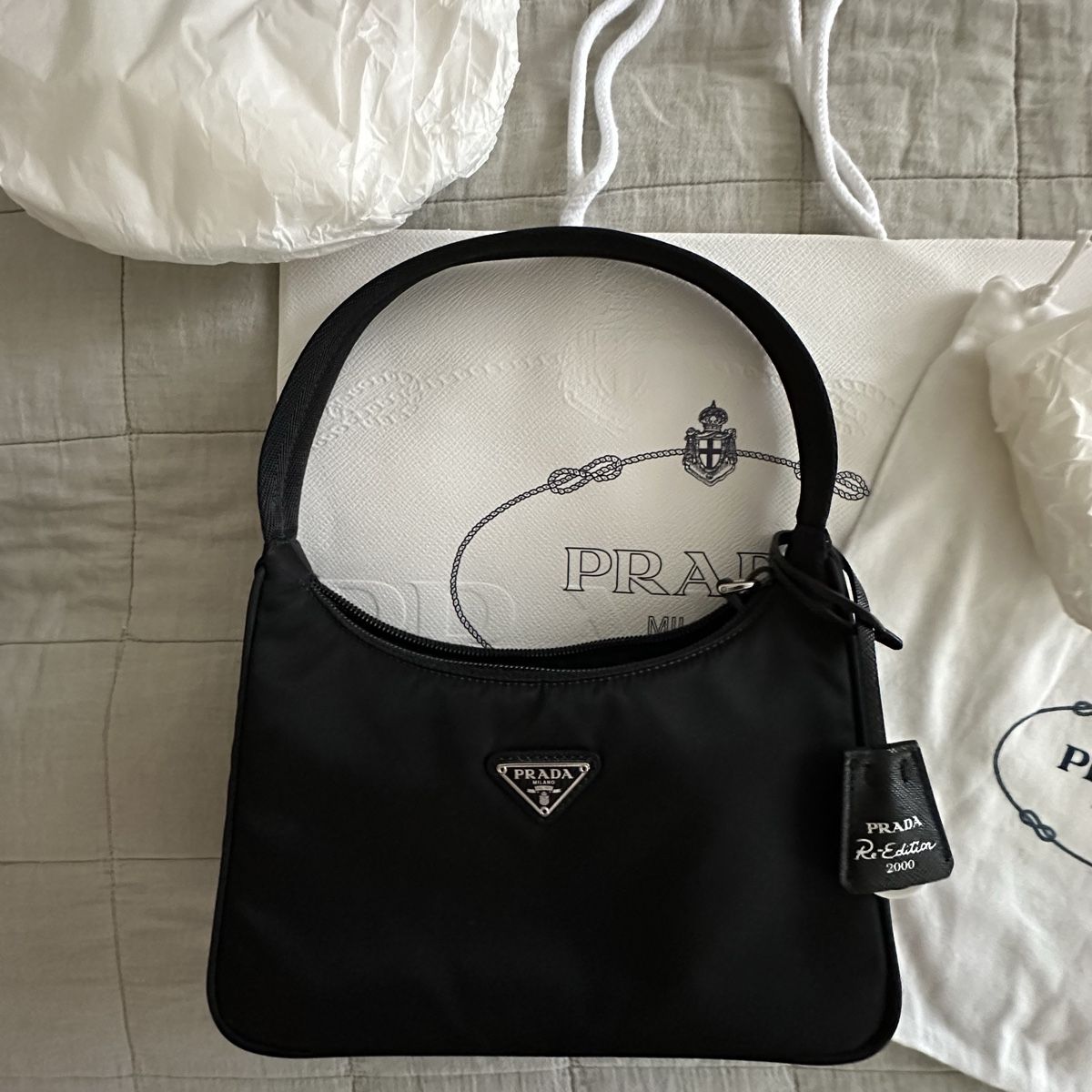 Prada Borse da donna: Prada Re-Edition 2000 Schwarz – Nuovo (secondo la descrizione) da Zürich venduto da Nomase10. 2