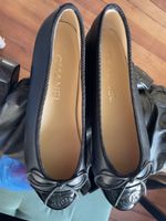 New  CHANEL Black Leather Ballet flats 36 - Perfect Fall