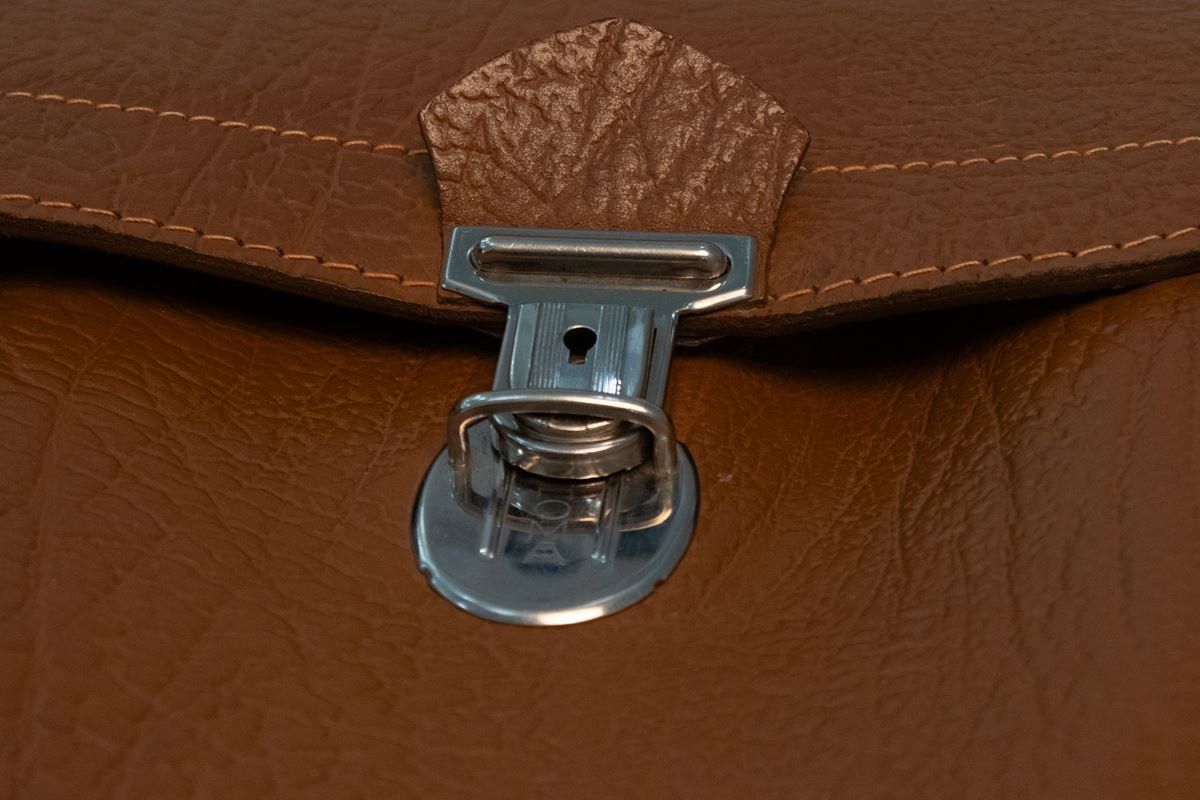 Koffer & Taschen: Aktenmappe – Gebraucht aus Romanshorn von Restwert_Romanshorn 3