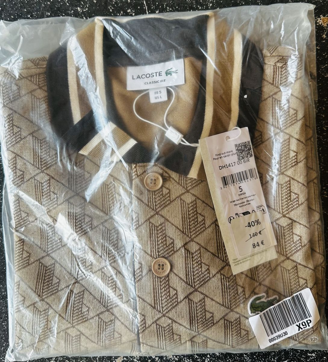 Magliette Polo: Polo Lacoste homme monogramme beige – Nuovo e nell'imballaggio originale da Biel/Bienne venduto da Akwawini 1