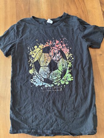 Schwarz Fussball T-Shirt Grösse 170/176 top zustand