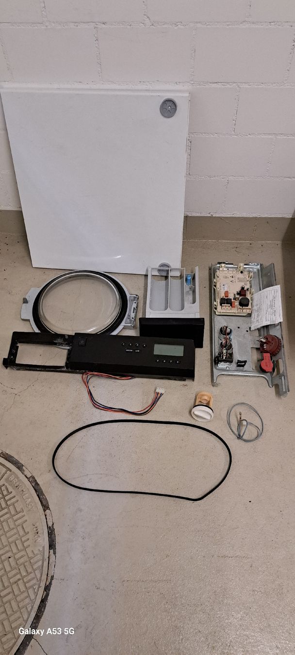 Electrolux Lavatrici: Waschmaschinen Ersatzteile Electrolux – Usato da Künten venduto da Rocchi71