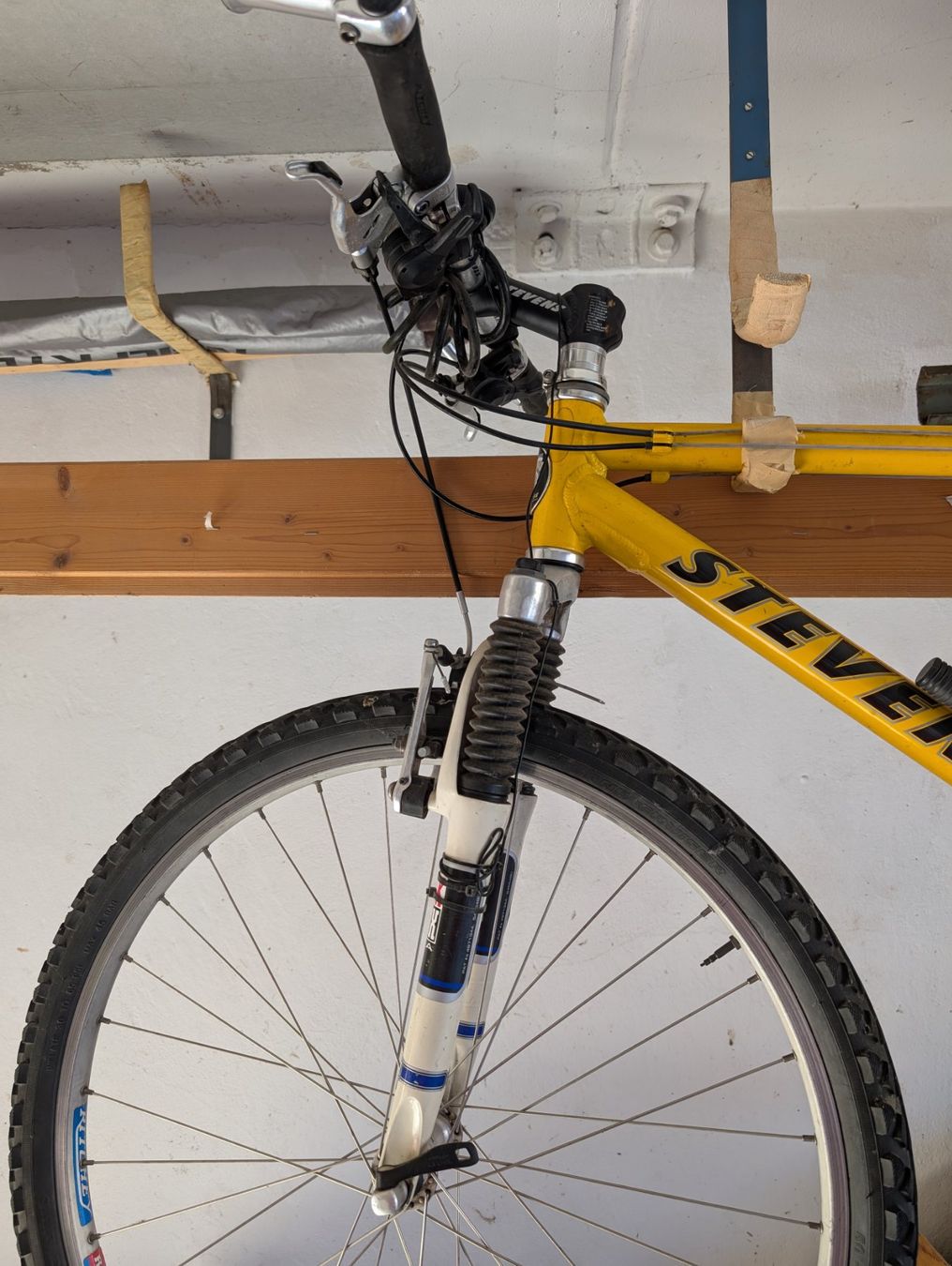 Stevens Biciclette: Tolles MTB  STEVENS  17Zoll gelb – Usato da Zürich venduto da Laika5 3