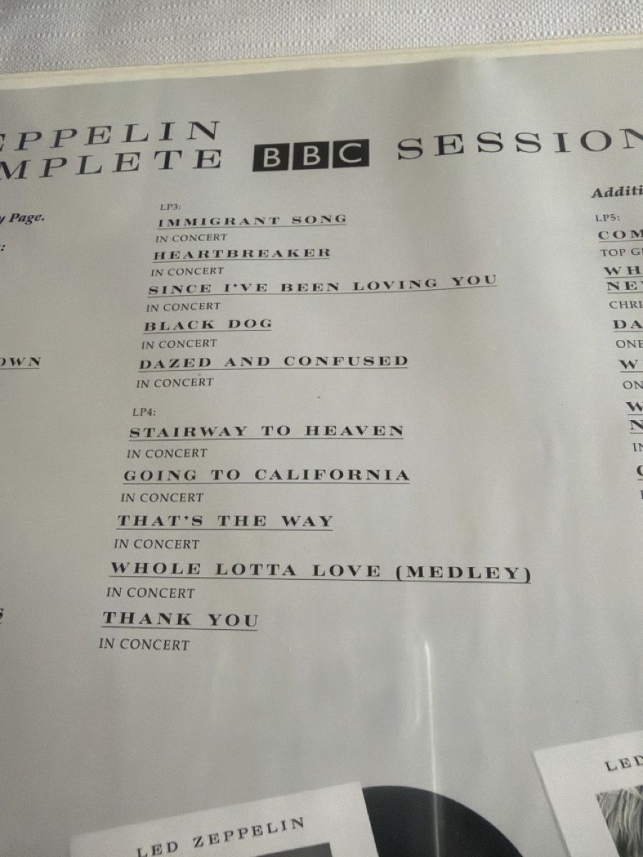 Dischi in vinile: Led Zeppelin - The Complete BBC Sessions - 5 LPs - OVP – Nuovo e nell'imballaggio originale da Schaffhausen venduto da Sonne25 6