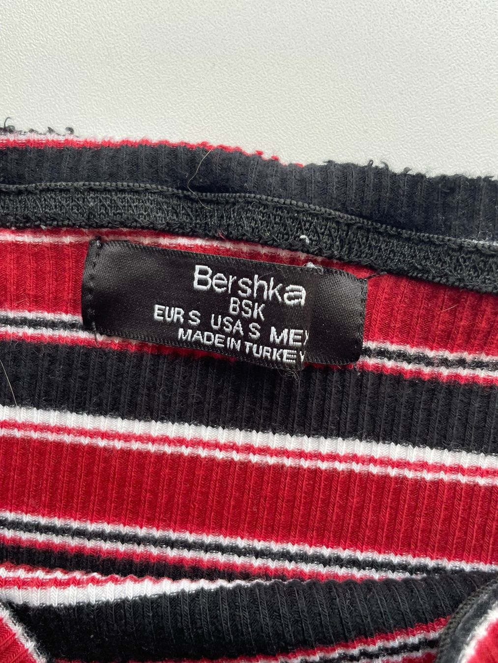 Pullover & Sweatshirts: Gestreifleter Pullover – Gebraucht aus Hägglingen von _Mel4nie_ 1