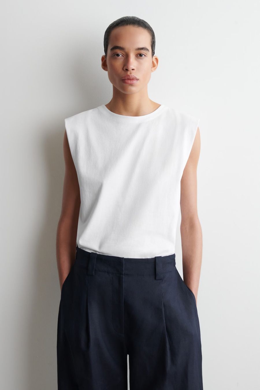 Cos T-shirts: COS Shirt beige – Neuf (Voir description) à Horgen par sophiaric 3