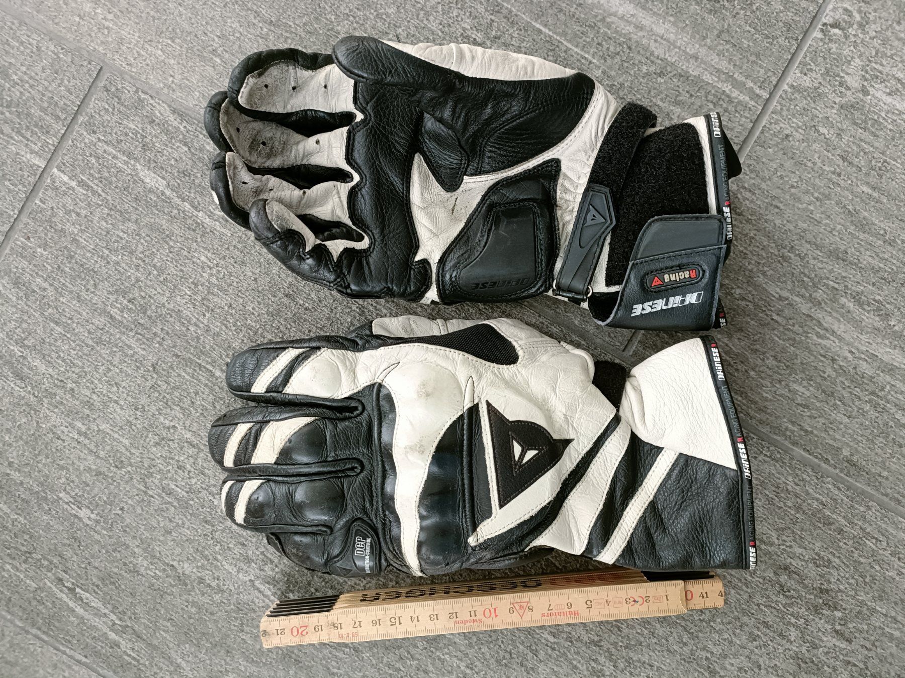 Dainese Autres accessoires hommes: Motorradhandschuhe Dainese Racing – D'occasion à Schluein par ernimichaela 2