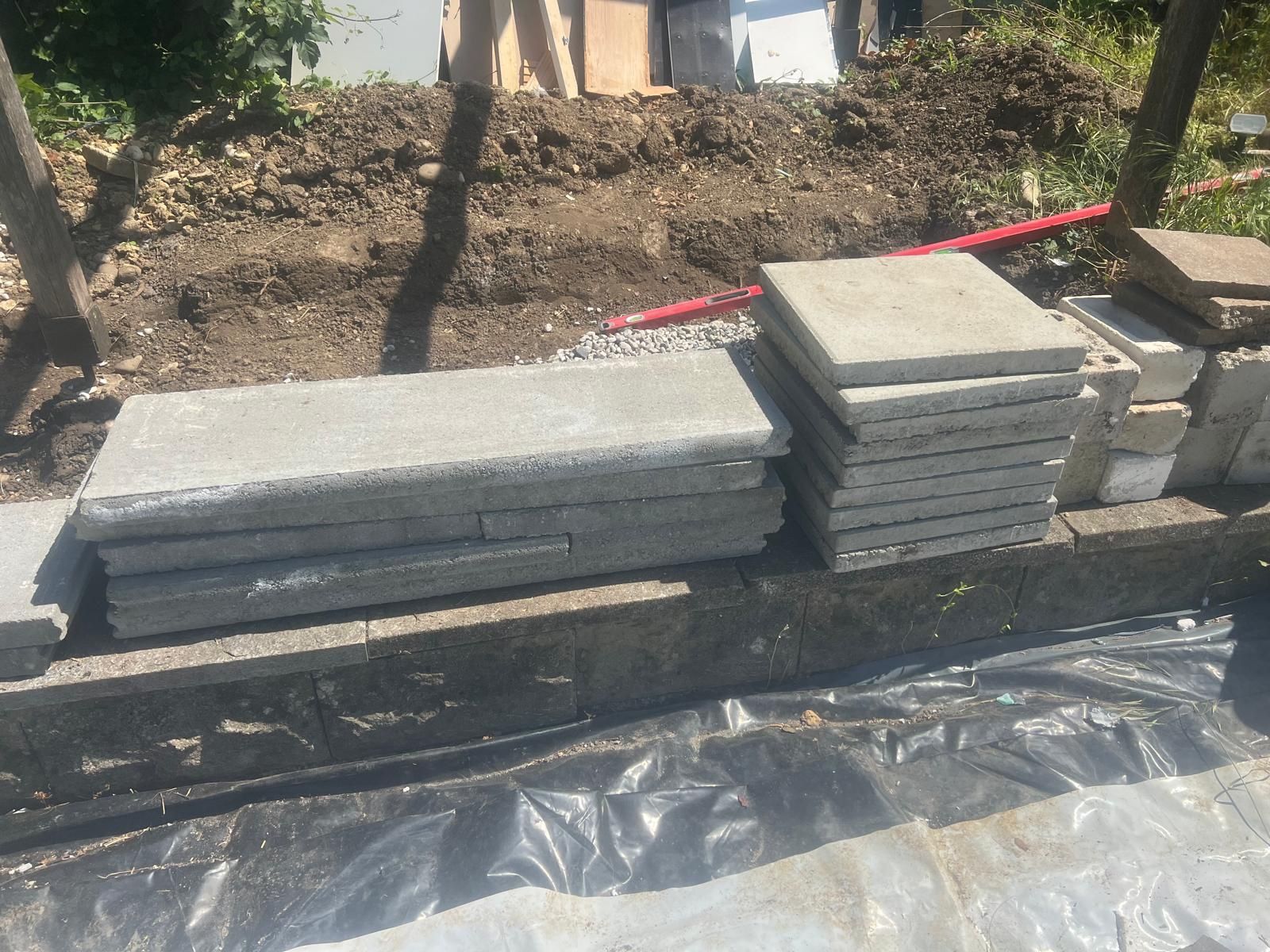 Piatti di portata: Gratis Baumaterial / Fliesen / Lavabo / Paletten / Platten – Usato da Füllinsdorf venduto da cabletime 5
