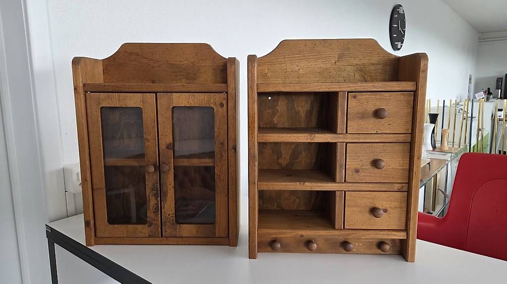 Armoires miroirs: Petites Armoires – D'occasion à Cressier NE par jhm_v2w9 2