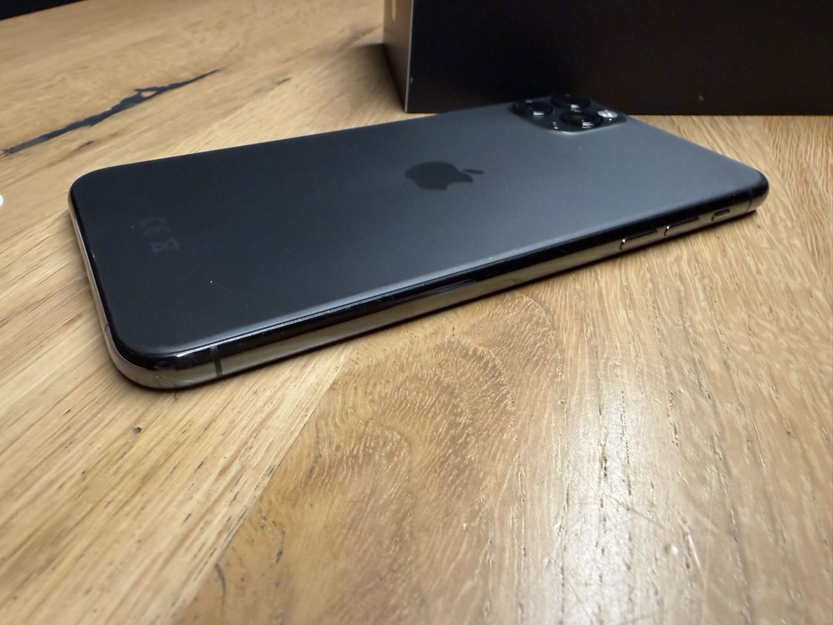 Apple Handys / Smartphones: iPhone 11 Pro Max 64GB  – Gebraucht aus Grosswangen von winkelfeld 3