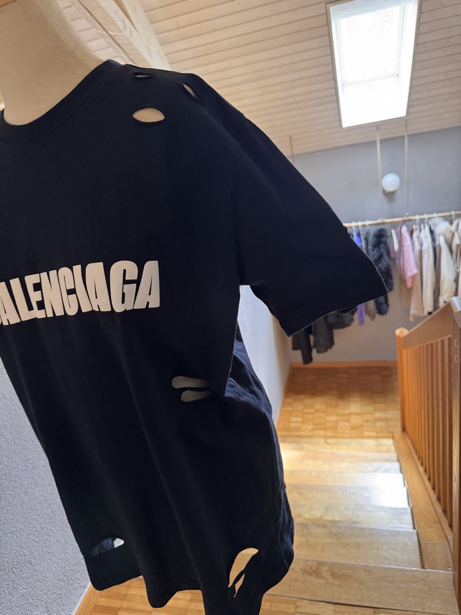 Balenciaga T-shirt: Balenciaga, neu gr L – Nuovo (secondo la descrizione) da rorschach venduto da Mona1609 2