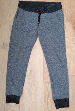 Graue Damen Jogginghose, Grösse S, Top Zustand!