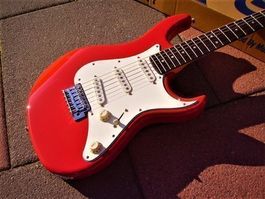 Elektrische Gitarre CORT Modell  G-240