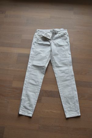 fabrikneue Hose Jeans comma, Gr. 36
