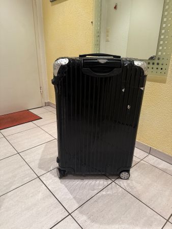Rimowa Koffer schwarz gebraucht mit Gebrauchsspuren