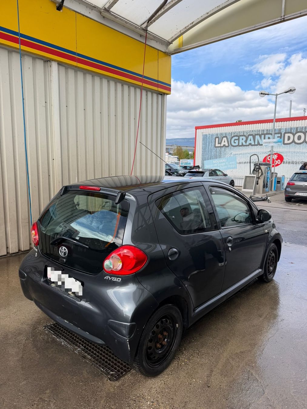 Toyota Autos: Toyota Aygo – Gebraucht aus Grandcour von sam_v59v 2