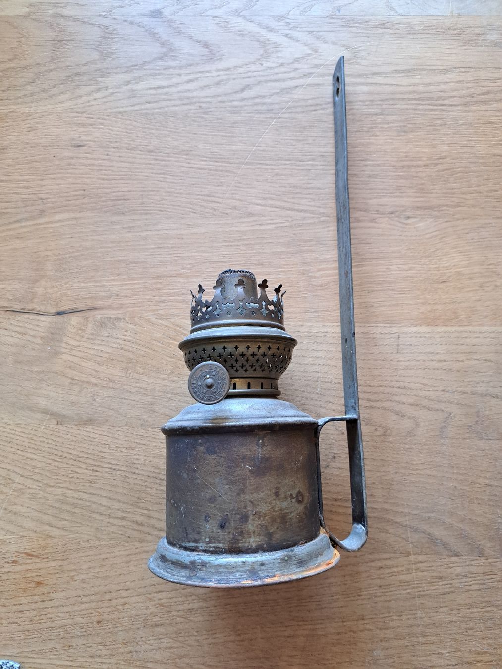 Lampade: Alte Petroleumlampe / Wandlampe, Vintage – Usato da Pratteln venduto da mab_f2fz 1