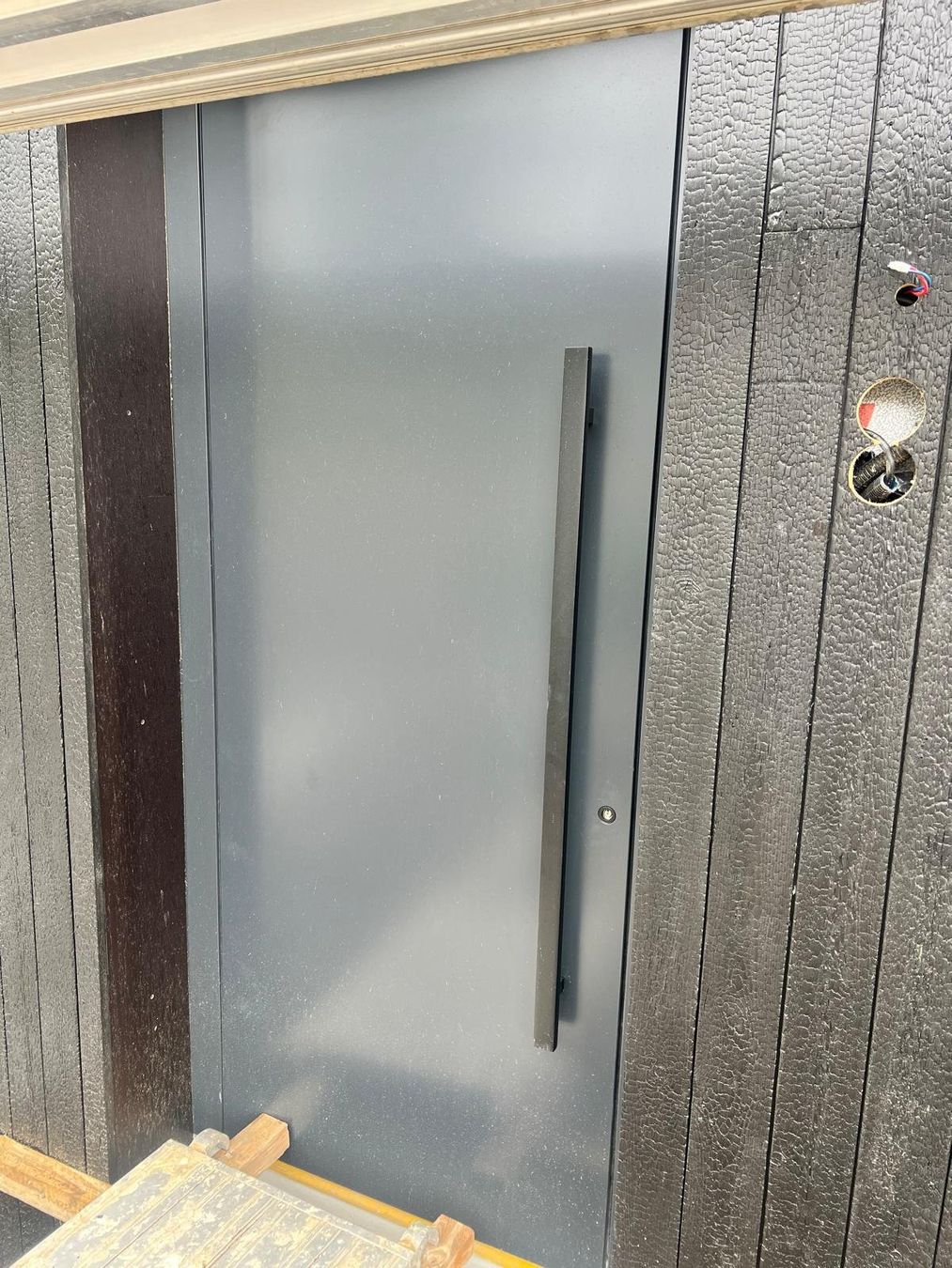 Porte: Haustüre Internorm schwarz modern – Nuovo e nell'imballaggio originale da Altstätten SG venduto da Calendula-7 2